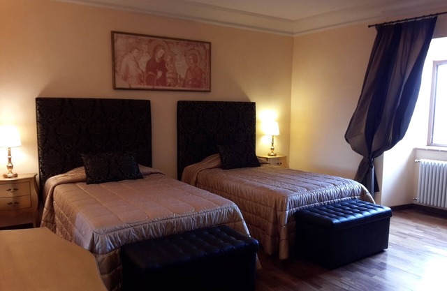 Castello Izzalini Todi Resort "Apt 8 Twins"