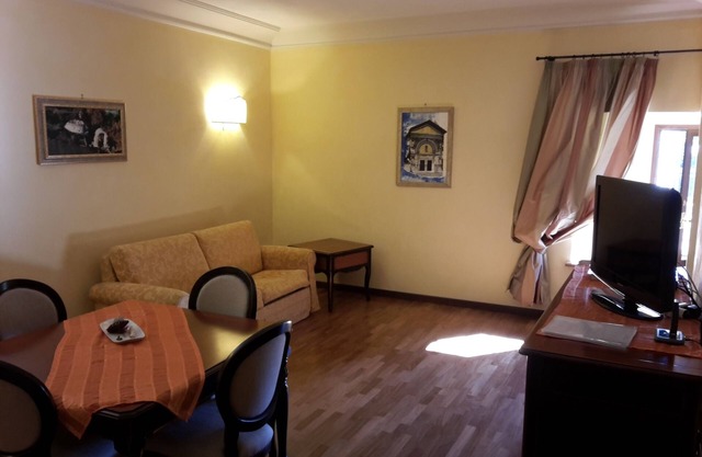 Castello Izzalini Todi Resort "Apt 5"