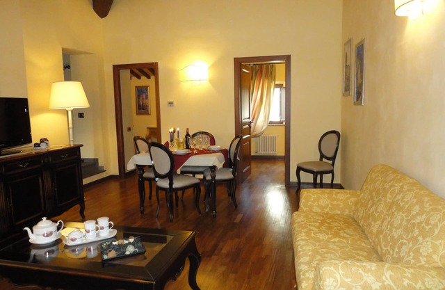 Castello Izzalini Todi Resort "Apt 13"
