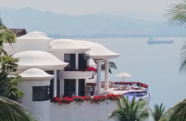 Castillo La Princesa-Spectacular Oceanfront Estate/Gated La Punta/Stunning Views