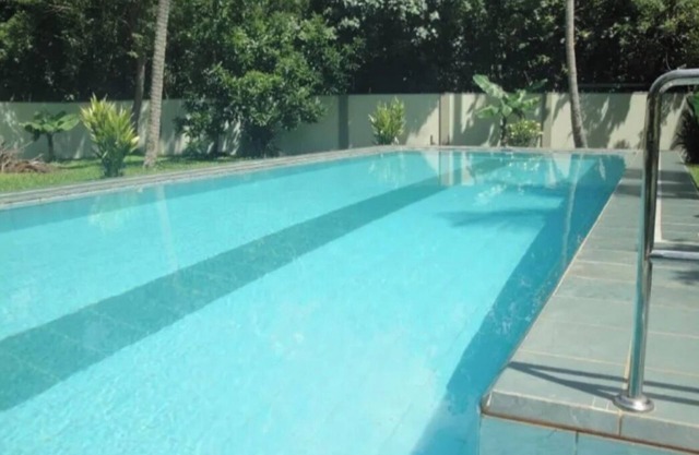 Castle Family villa ,pool, view. Cook