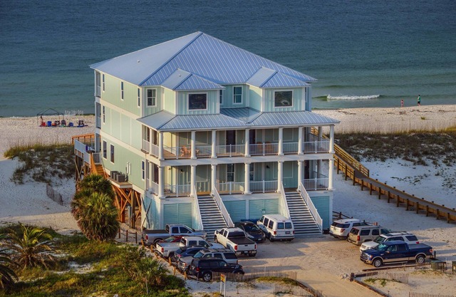"Castle in the Sand East" Orange Beach AL-9 BDRM/9.5Bth Prvt Pool.Great Location