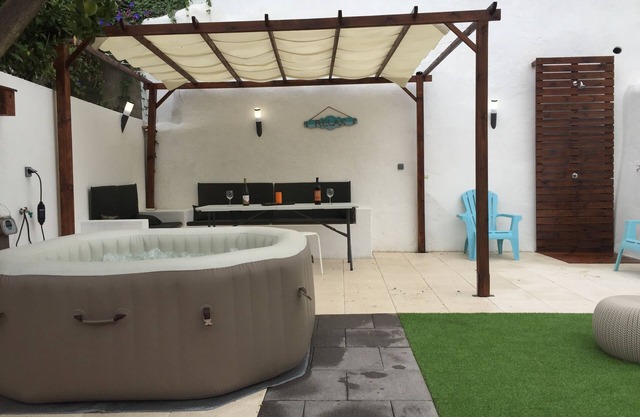 Castle JACUZZI Maria Terrace