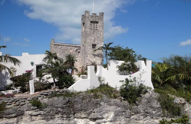 Castle MacMillan-Hughes, a beautiful home in Tarpum Bay, Eleuthera