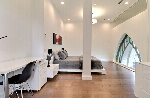 Castle Manor Unit 204 - More units available