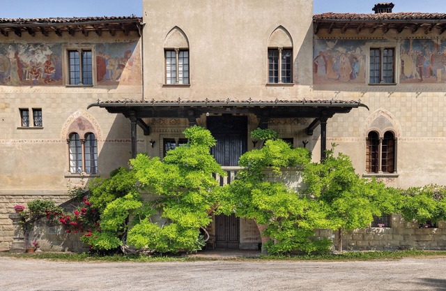Castle 'Monastero' with Wi-Fi