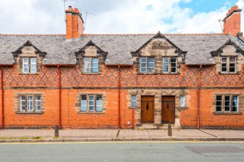 Castrum House - Chester Escape