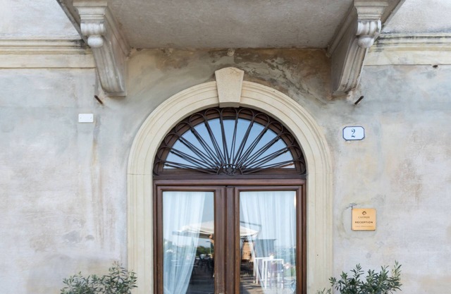 Castrum Wine Relais