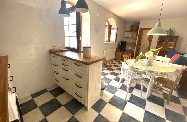Casuca El Trisquel - 18002
