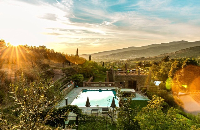 Casupoli, Villa with views and pool in the Tuscan countryside