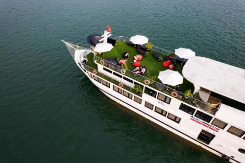 Cat Ba Ocean Cruise