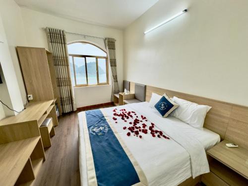 Cat Ba Plaza Hotel