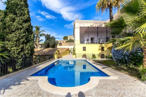 Catalunya Casas Impressive and Idyllic mansion for up to 40 people!