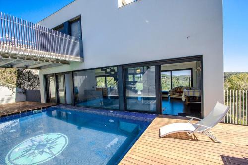 Catalunya Casas Modern Hilltop Haven with private pool 7km to beach