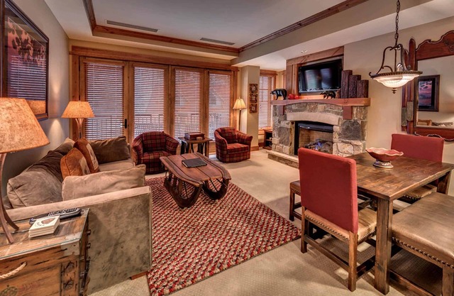 Catamount Lodge 211 - Luxury Slopeside 1 Bedroom