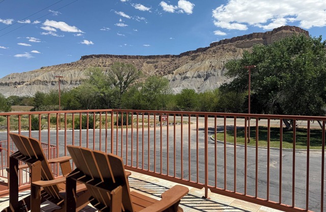 Cathedral Valley Inn