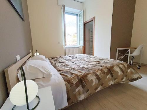 Cattaneo 65 3 bedrooms 5 minutes from lake and station w parking