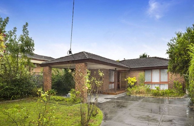 Caulfield Family Home with Large Space