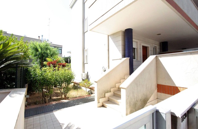 Cave area apartment