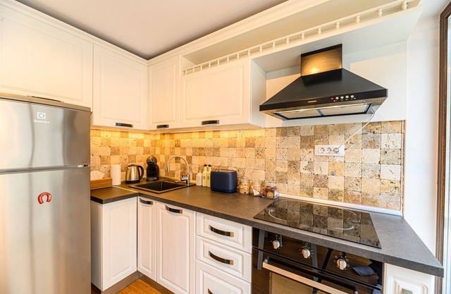 Ceahlau Cozy House - Central w. Free Parking