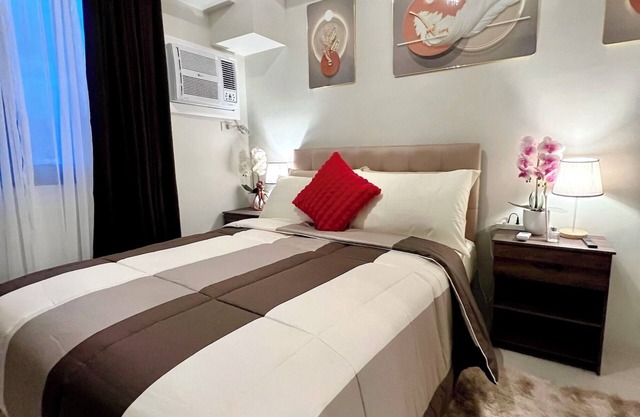 Cebu Romantic Staycation 1BR Condo