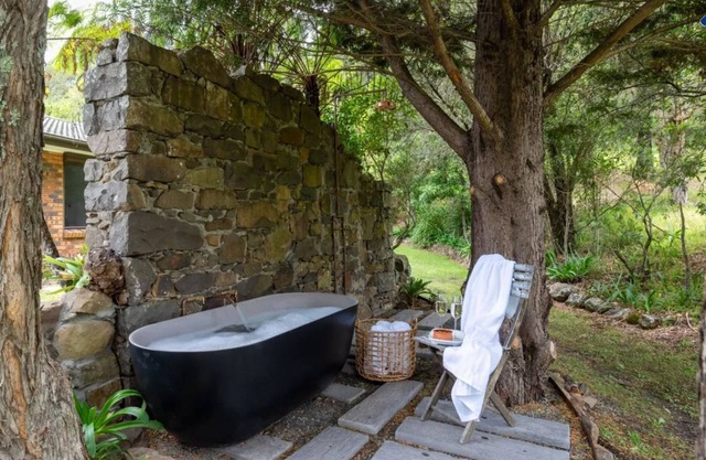 Cedar Corner – serene rural retreat