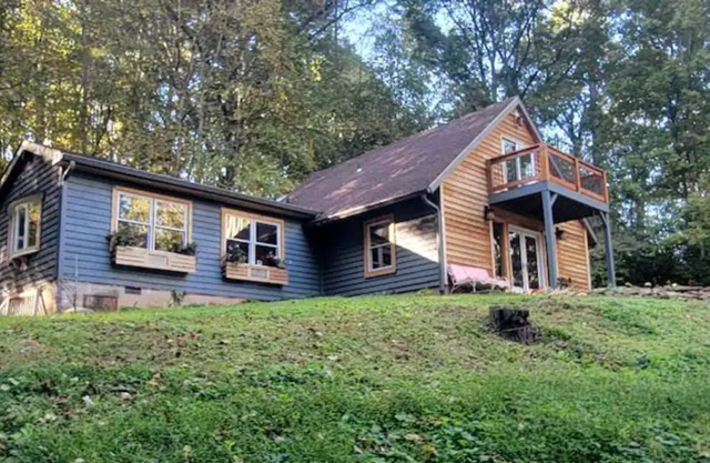 Cedar Cove Retreat