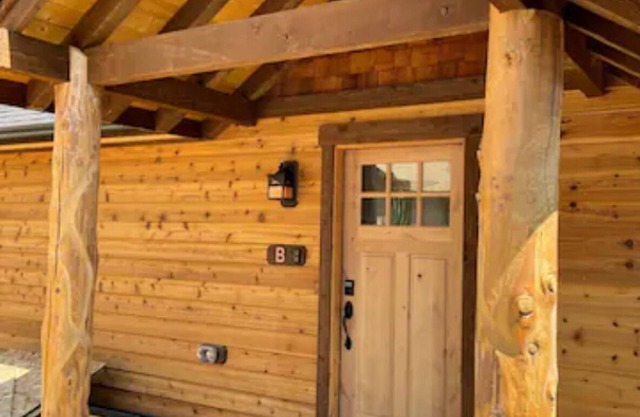 Cedar Mountain - Suite B