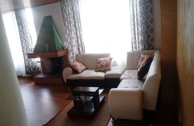 Cedritos, Quiet Apartment
