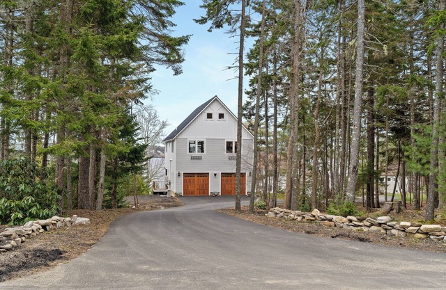 Celestial Compass | 2 Bed, 1 Bath