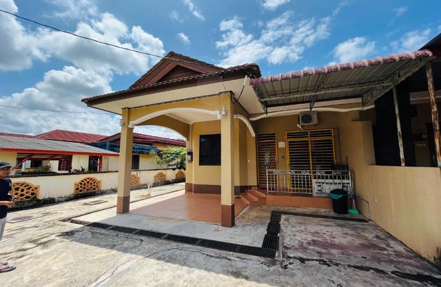 Cendana Residence Homestay 8 Kuala Terengganu 4 Bedroom