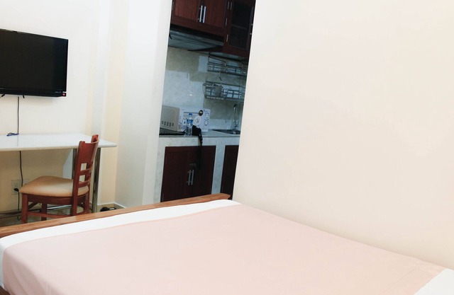 CENTER OF CITY, Lovely STUDIO ROOM, FLOOR 5, CITY VIEW in District 1,