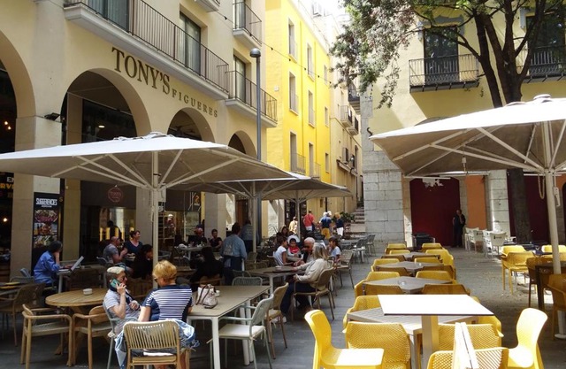 Center Plaza Figueres