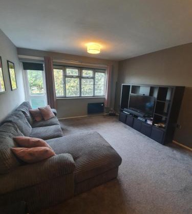 Central 2 bed apartment