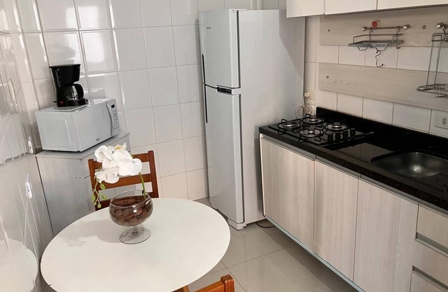 Central apartment, close to the bus station, Guadalupe Church and Coxa Stadium