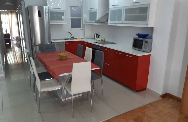 Central Apartment - Acropolis
