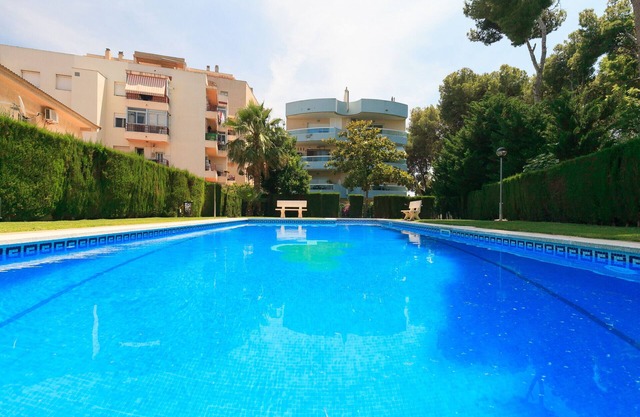 CENTRAL APARTMENT IN SALOU TO ENJOY WITH THE FAMILY