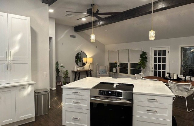 Central Arlington Home Away
