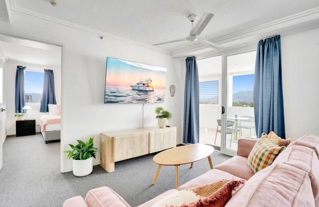 Central Cairns Condo with Rooftop Pool, City Views & Secure Parkin