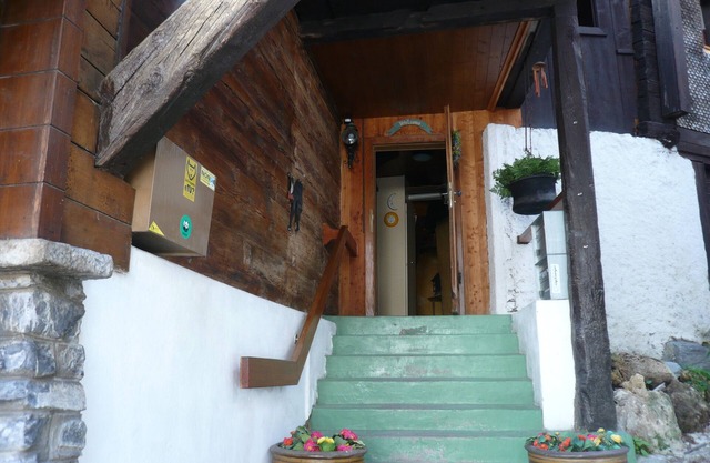 Central charming ancient chalet