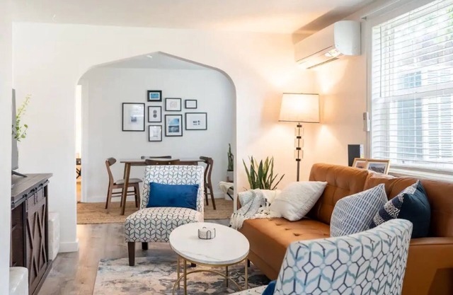 ✨Central & Clean Fast Wifi w A/C-Ferry & Downtown walkable