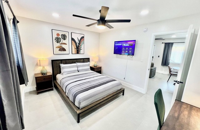 Central, Cute & Cosy 1Br 1Bath Apt in Lake Ridge