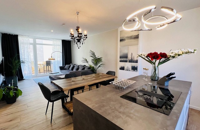 Central Designer 3 Room Apt with terrace & parking
