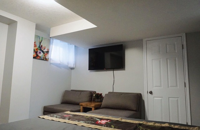 Central Etobicoke Bedroom - near Subway Station