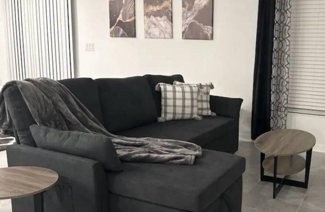 Central Fl-Orlando home. Legoland, Bella Cosa, Disney & more. DVH