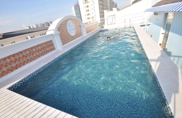 Central Hotel & Residences Swimming Pool