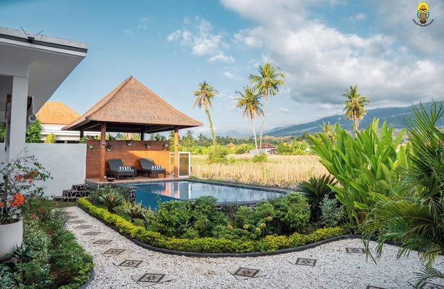 Central Lovina - spacious, quiet and amazing view - Villa De Mandala Lovina