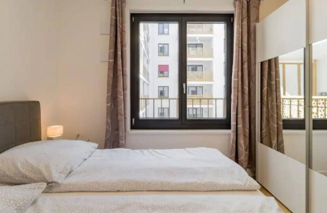 Central Mitte new apartment for familiesn