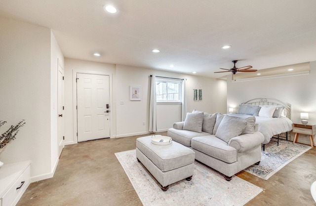 Central & Modern Studio w/Workspace in Owasso!