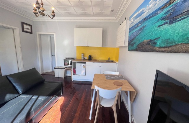Central South Fremantle Garden Flat